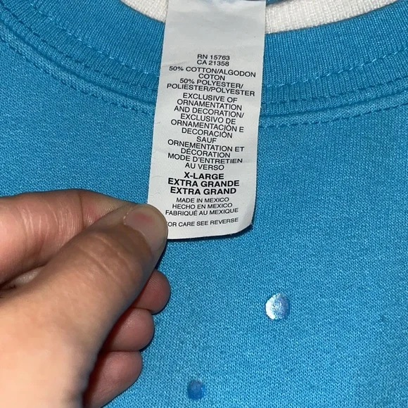 Vintage ⭐️blue winter crewneck sweatshirt - Picture 5 of 7